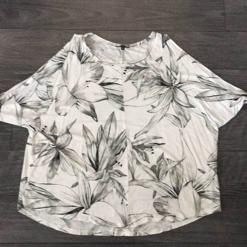 Dynamite cold shoulder top